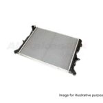 Land Rover Discovery 2 V8 4.0L Radiator PCC000650